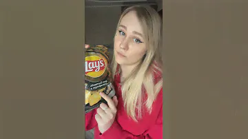 Отзыв на новые новогодние Lays Нежный сыр с трюфелем #чипсы #lays #лейс #новыелейс