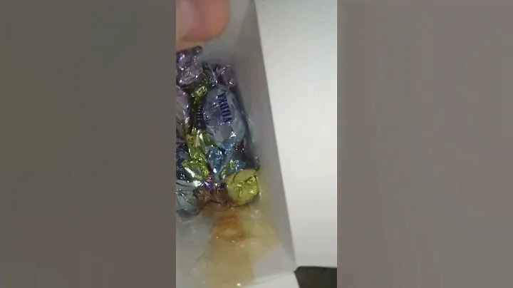 LIQUEUR FILLS  VODKA конфеты с водкой из магнита