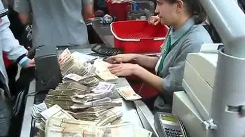 Прикол в супермаркете (Минск).mp4.flv